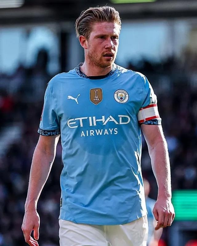 开云体育下载-清晨意甲焦点战,阿斯顿维拉更衣室发声,压力陡增,数据趋势出现新变化(曼联3比2阿斯顿维拉)