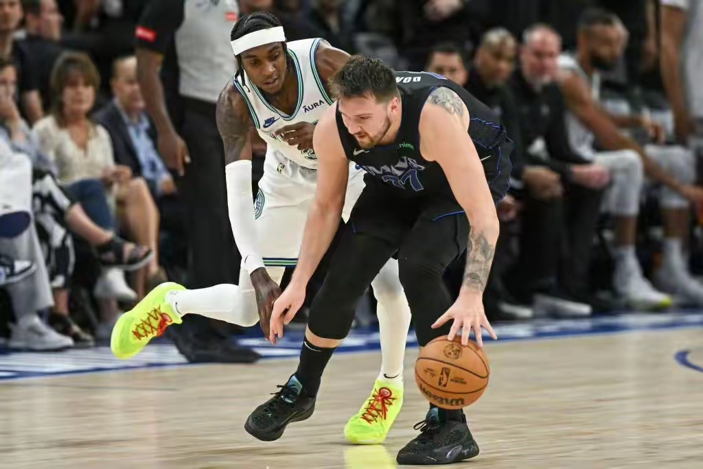 kaiyun-转折点!明尼苏达森林狼刷新队史纪录;NBA总决赛冲刺阶段攻防权衡;引发热议;更衣室氛围转暖的简单介绍